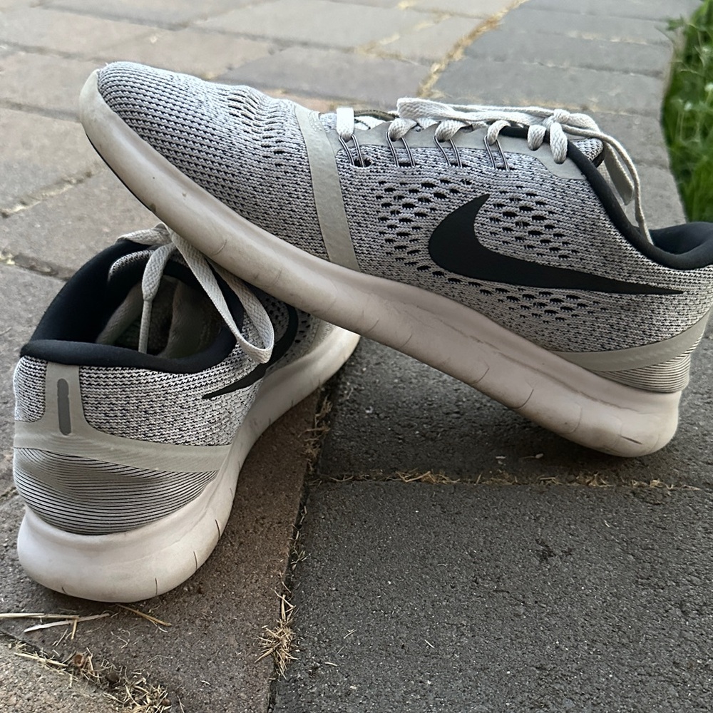 Nike Black and Gray Running Shoes
